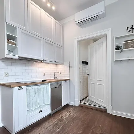 Home3city Kameralny דירה